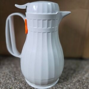 Select-Serv Service Ideas White Thermal Carafe 44oz Insulated Coffee Pitcher USA